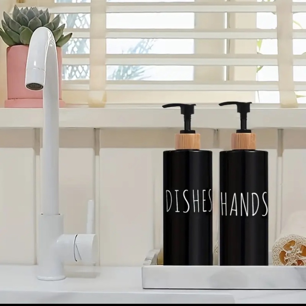 {NEW} Set of 2 Refillable Hand Sanitizer and Dish Soap Storage Bottles